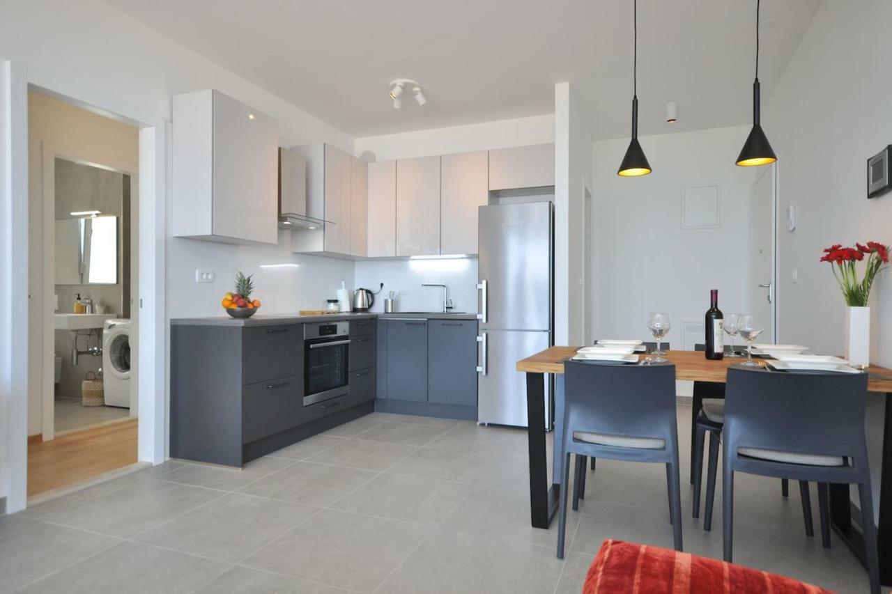 Apartment Carmen, Znjan, สปลิท ภายนอก รูปภาพ